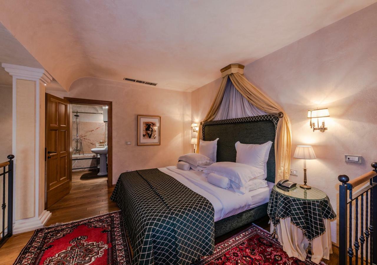 סן קאסיאנו ב-ואל די פזה Villa Mangiacane - Small Luxury Hotels Of The World מראה חיצוני תמונה